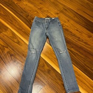 Levi's 311 Skinny Jeans